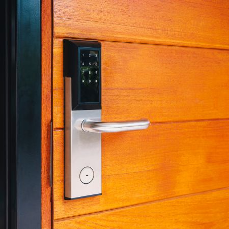 commercial door locksmith